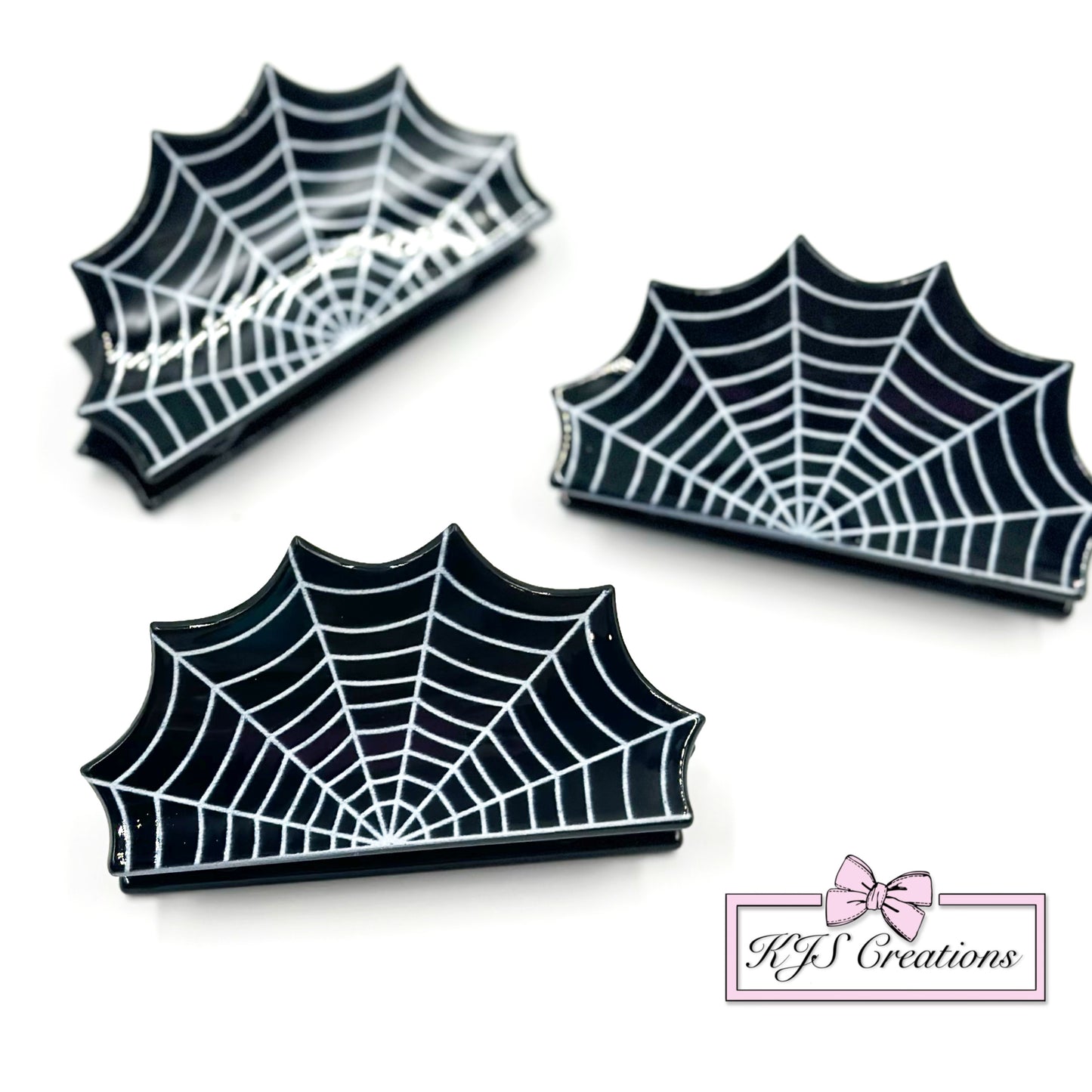 Spider web claw clip