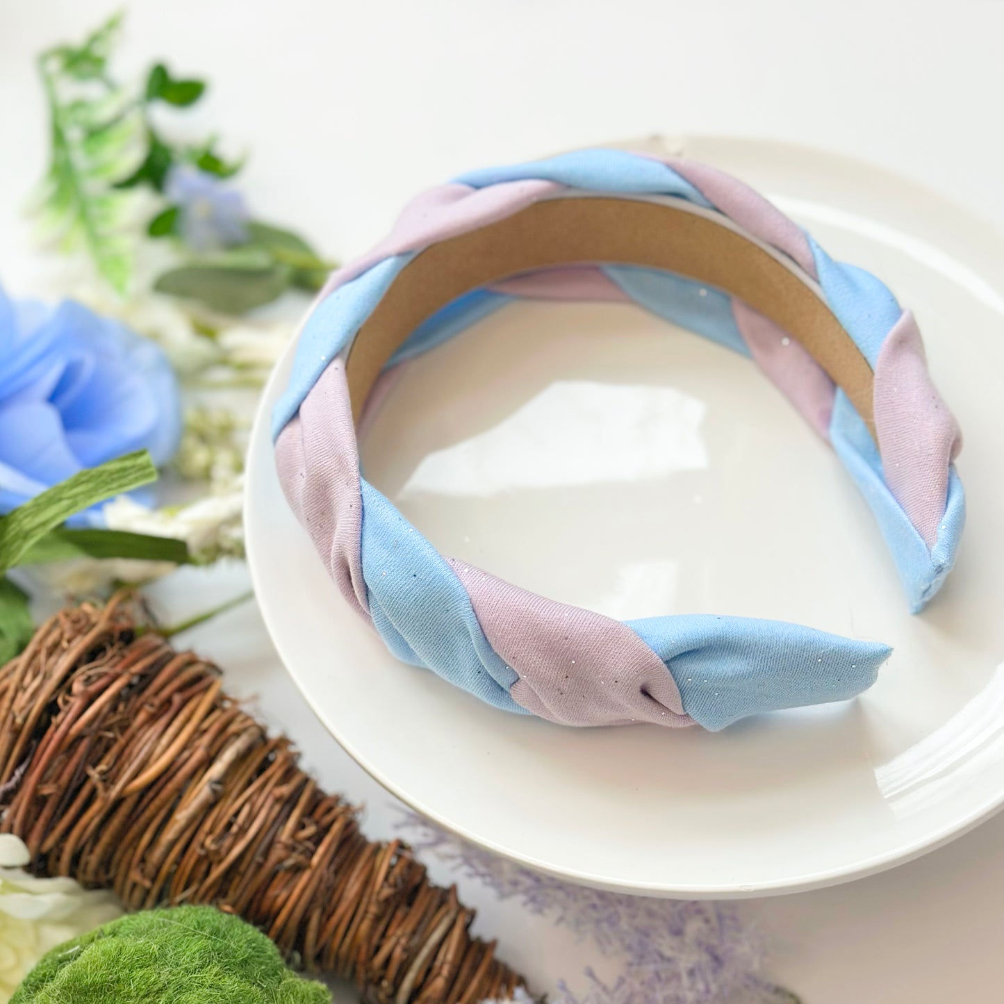 Twisted spring headband