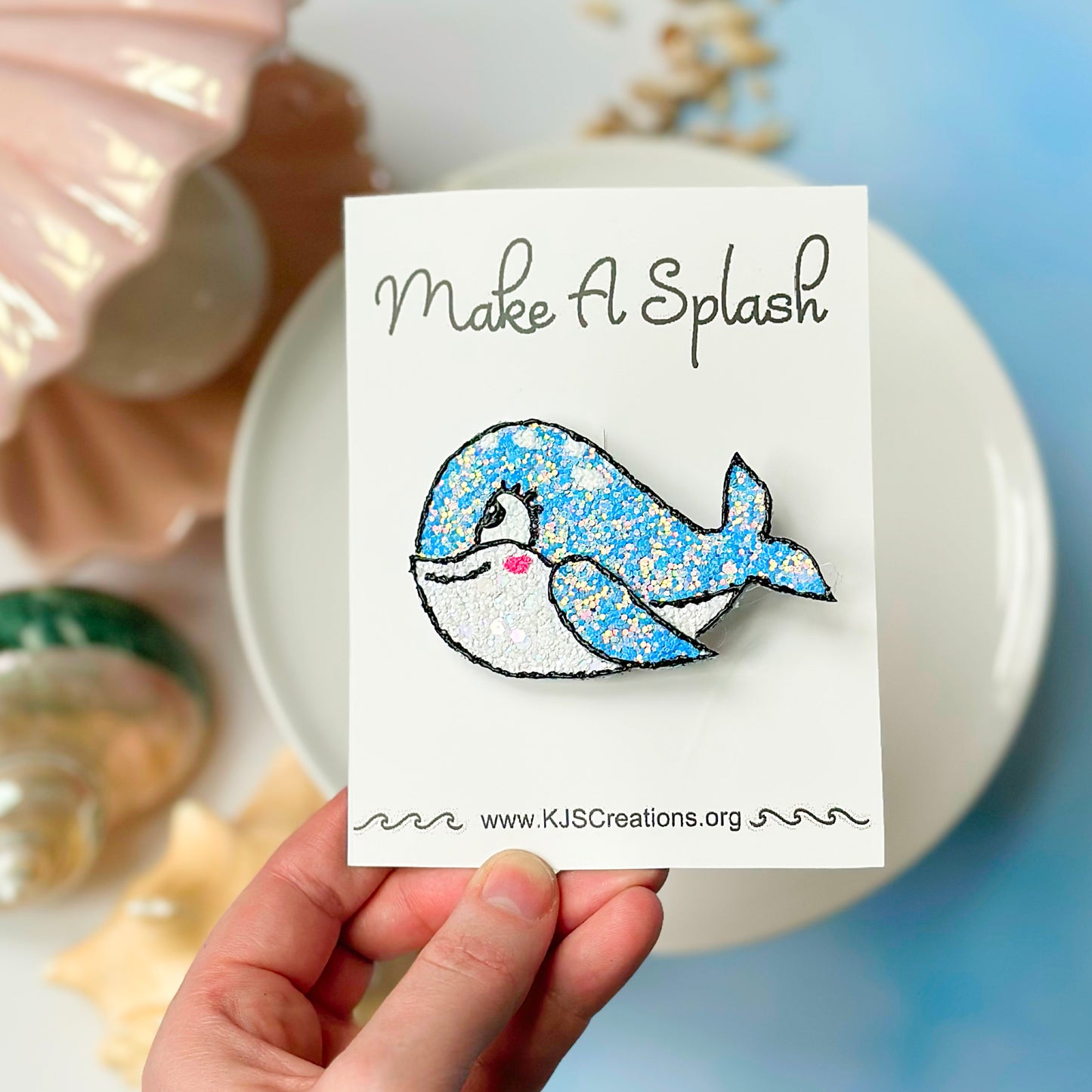 Whale center clip