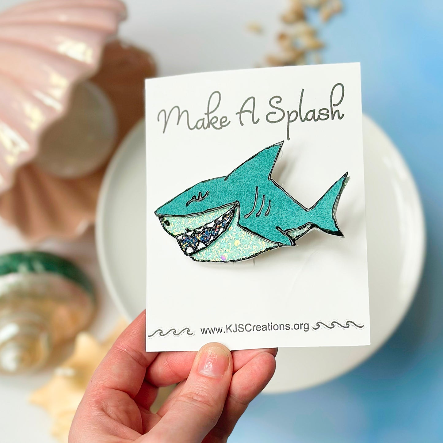 Shark center clip