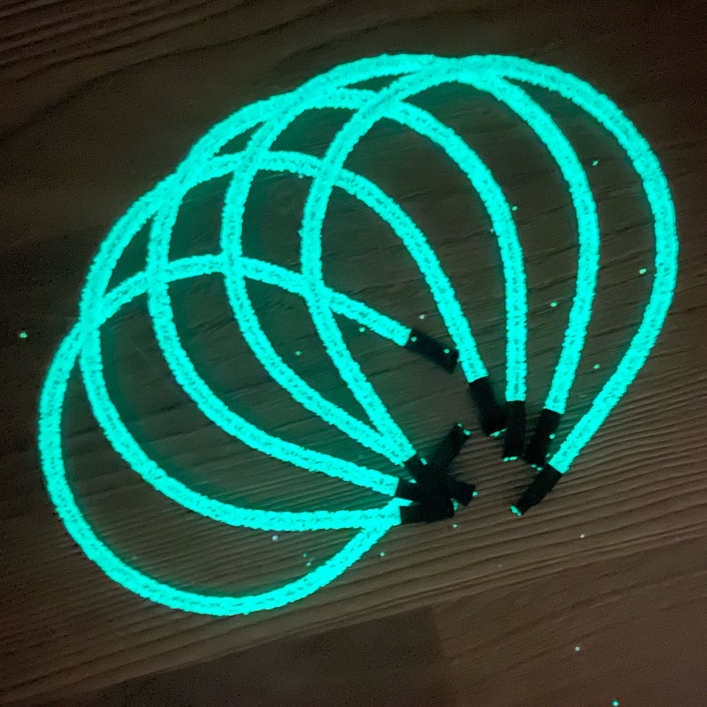 Glow ivory glitter band