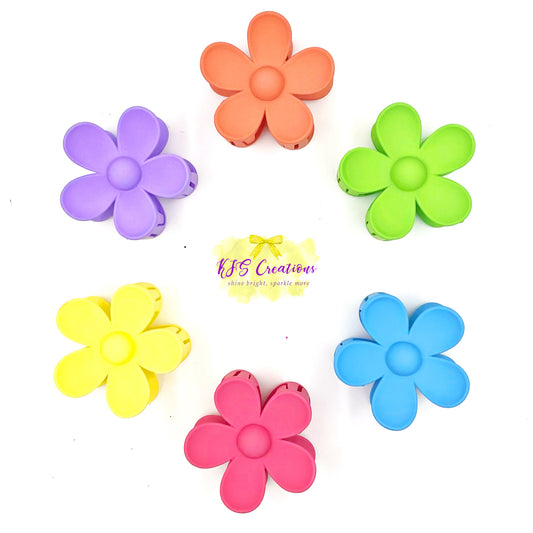 Flower claw clips