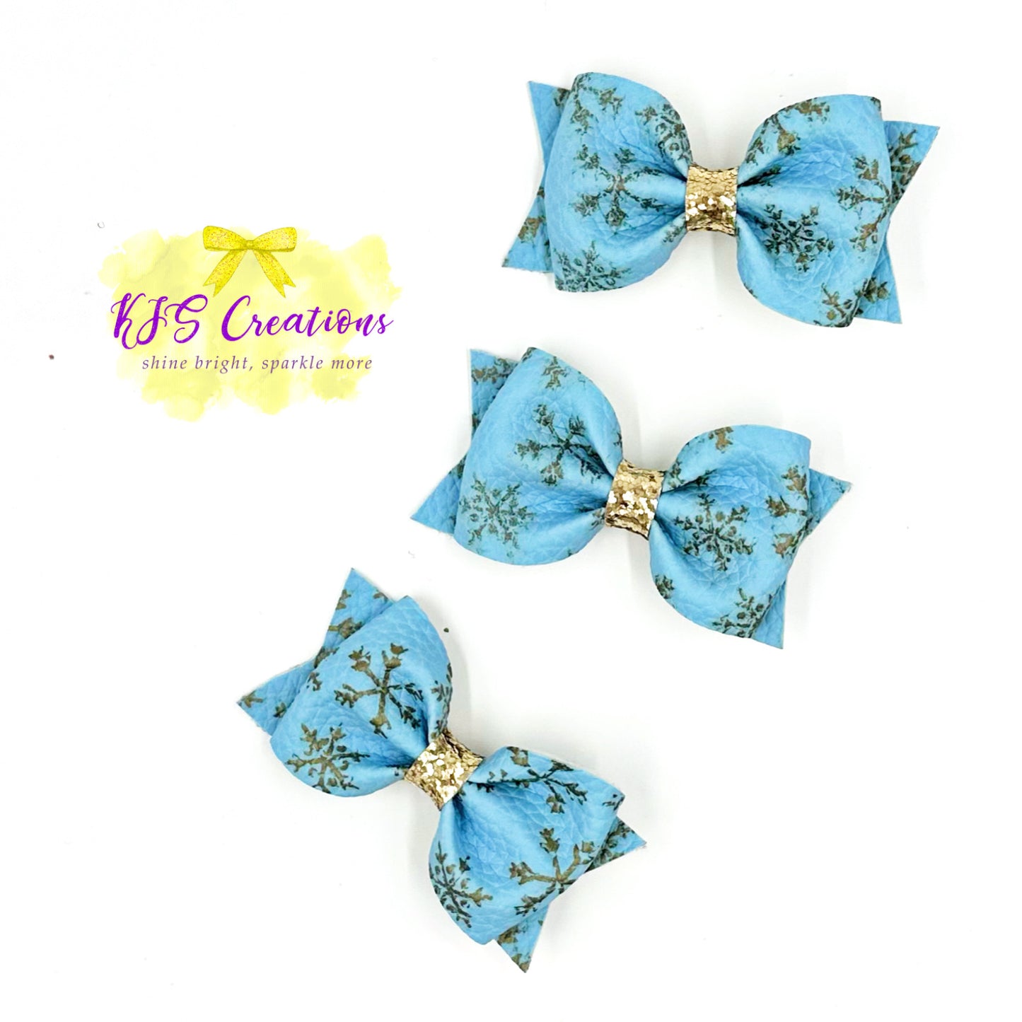 Blue snow flake mini cat