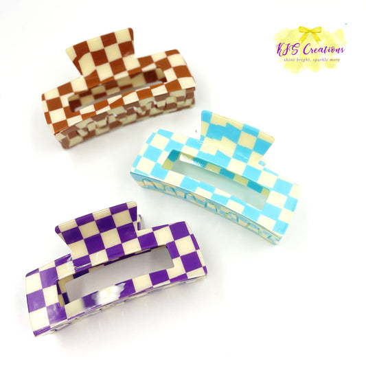 Large checker print claw clips