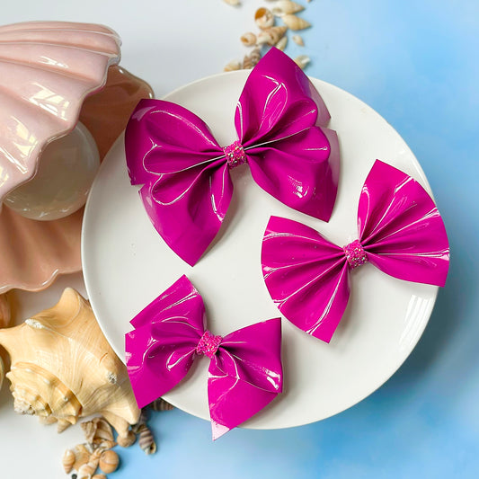 Berry pool bows