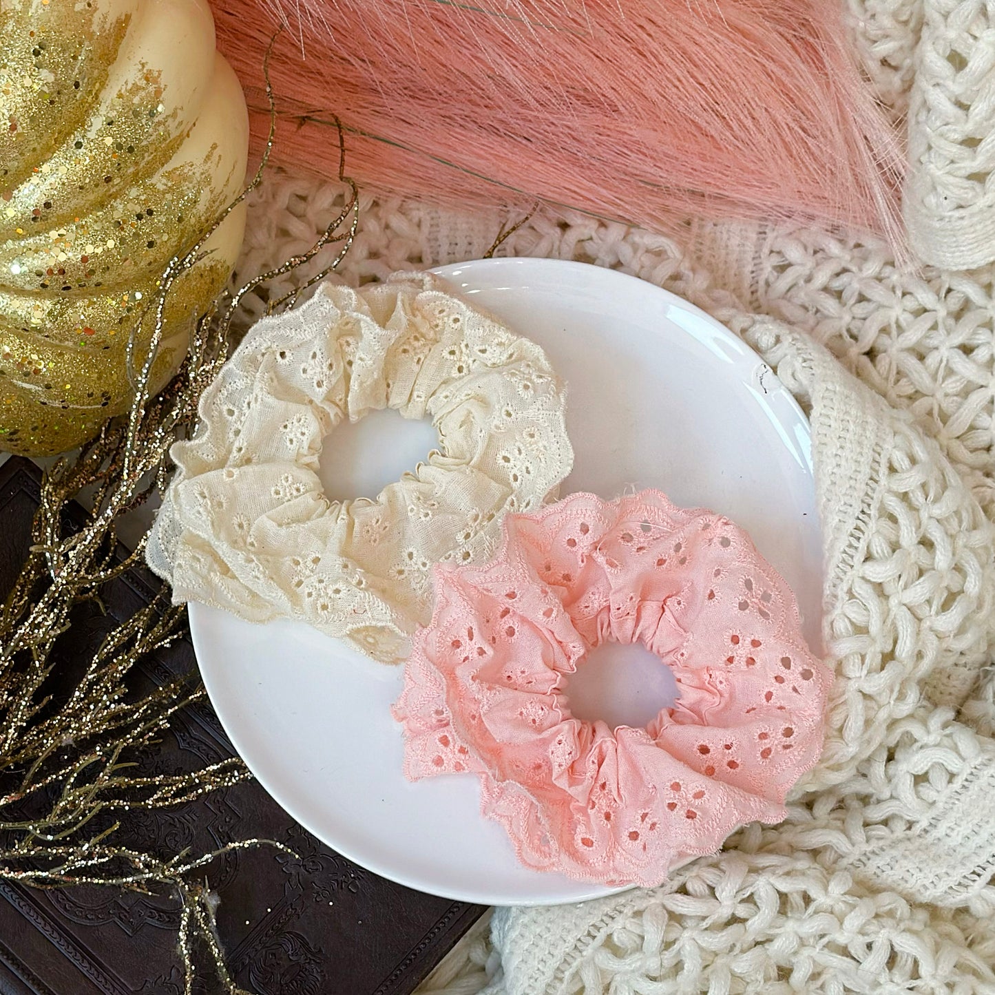 Eyelet scrunchie