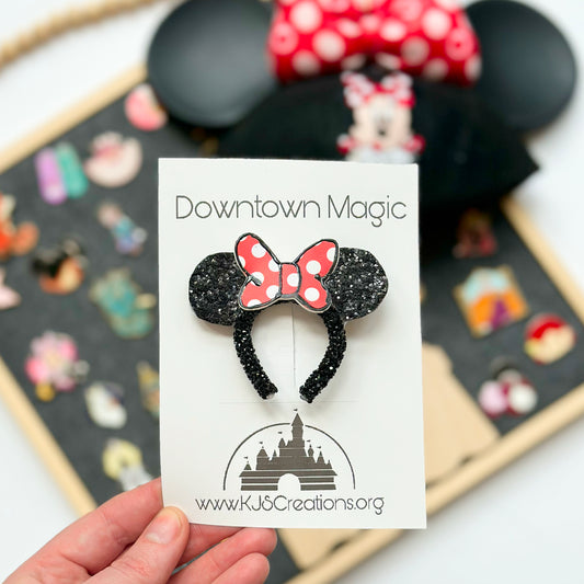 Red bow ears